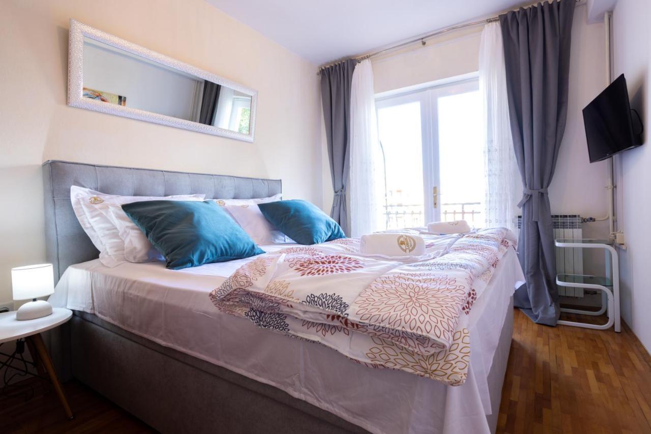Apartments Lonzor I Selce Extérieur photo